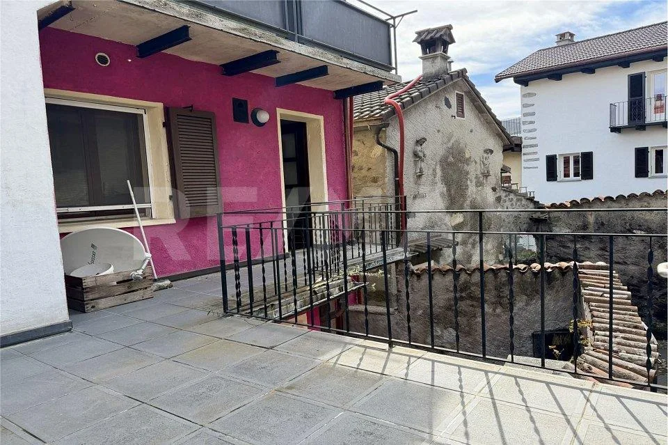 Casa di nucleo con vista lago da ristrutturare – charme autentico a... – Foto 13 von 13