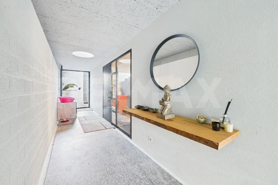 Proprietà unica immersa nel verde ad Arogno – Casa bifamiliare con ...