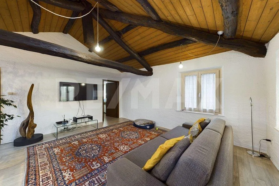 Grande casa di nucleo da poco rinnovata con charme – Foto 9 von 13