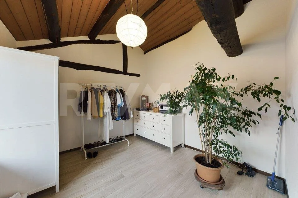 Grande casa di nucleo da poco rinnovata con charme – Foto 7 von 13