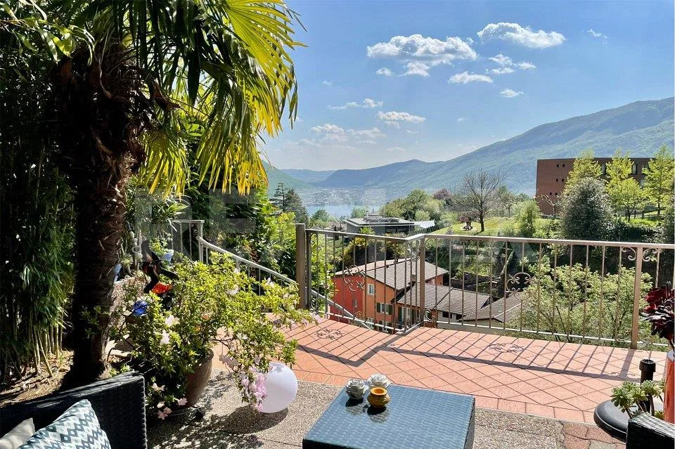 Bellissima villetta 5 ½ locali con vista imprendibile – Foto 10 von 13