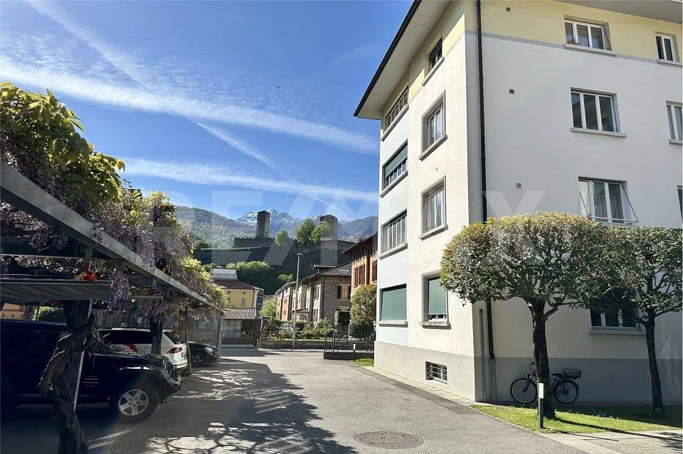 Appartamento di 3.5 locali in zona residenziale esclusiva nel centr...