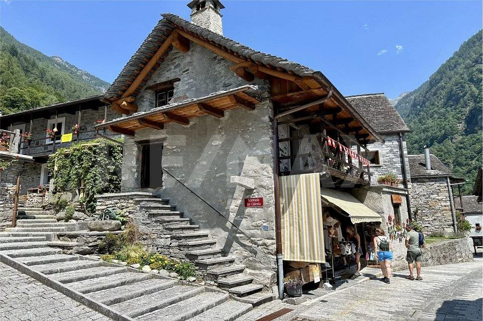 Rustico da sogno nel cuore di Sonogno anche come residenza secondaria – Foto 8 von 13