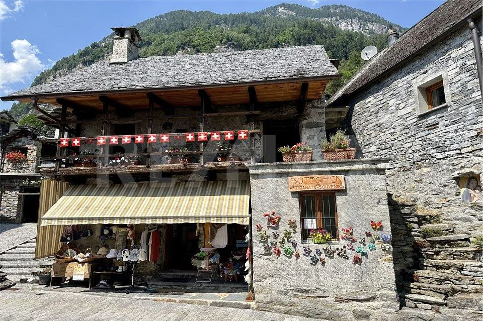 Rustico da sogno nel cuore di Sonogno anche come residenza secondaria