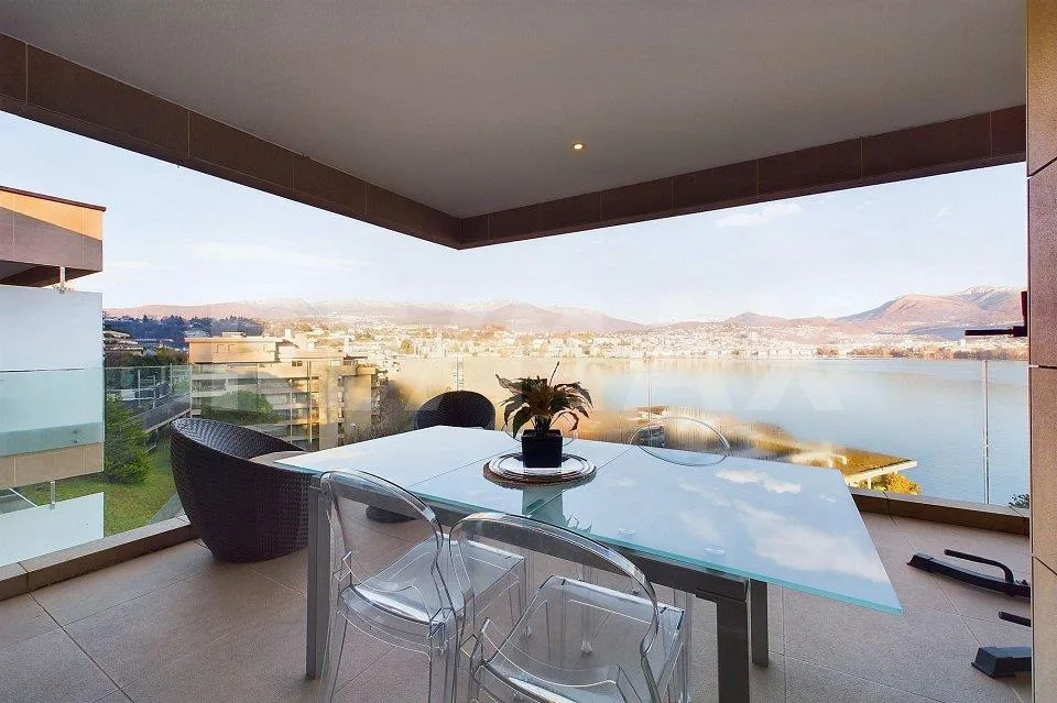 Attico signorile con vista imprendibile sul golfo di Lugano anche c... – Foto 8 von 13
