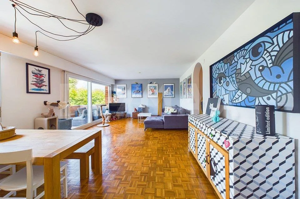 Ampio appartamento in zona residenziale anche come residenza second...