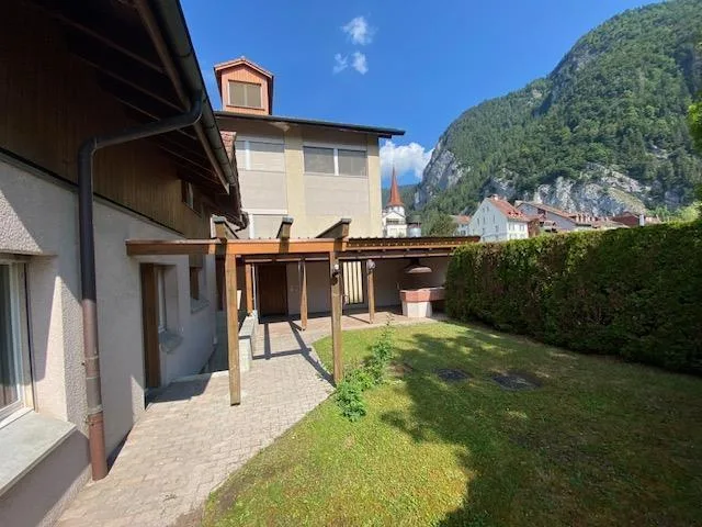 6½-Zimmer-Reiheneinfamilienhaus im Zentrum von Unterseen