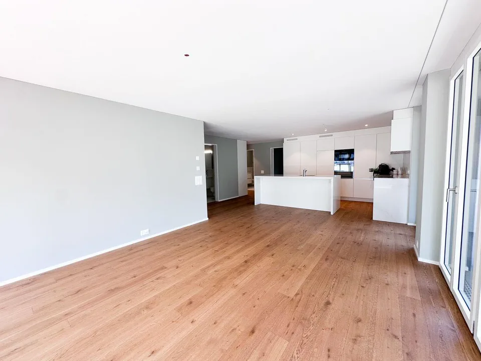 Appartement de 3,5 pièces de rêve au premier étage avec vue