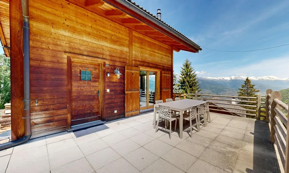 Charmant chalet à Haute-Nendaz avec vue imprenable