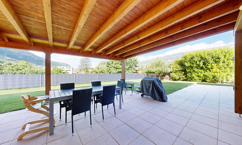 Spacieuse maison individuelle aux beaux volumes