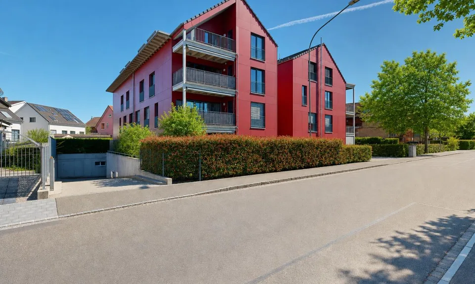 Stilvolle 3.5-Zimmer-Wohnung mit Balkon in MINERGIE-Überbauung