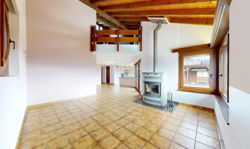 Casa spaziosa 8.5 + appartamento indipendente 2.5 con vista libera