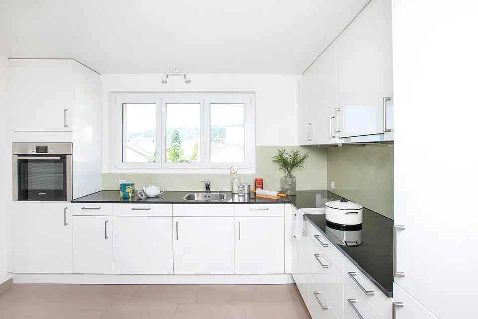 Grosszügige Wohnung an sonniger Wohnlage