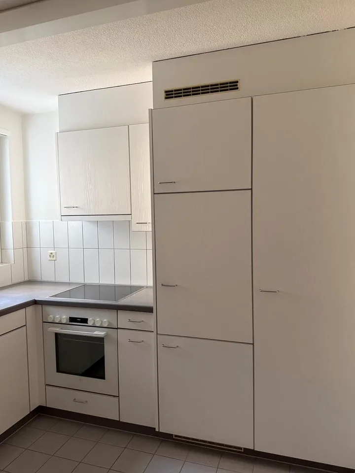 Charmante Wohnung mit Balkon zu vermieten ...