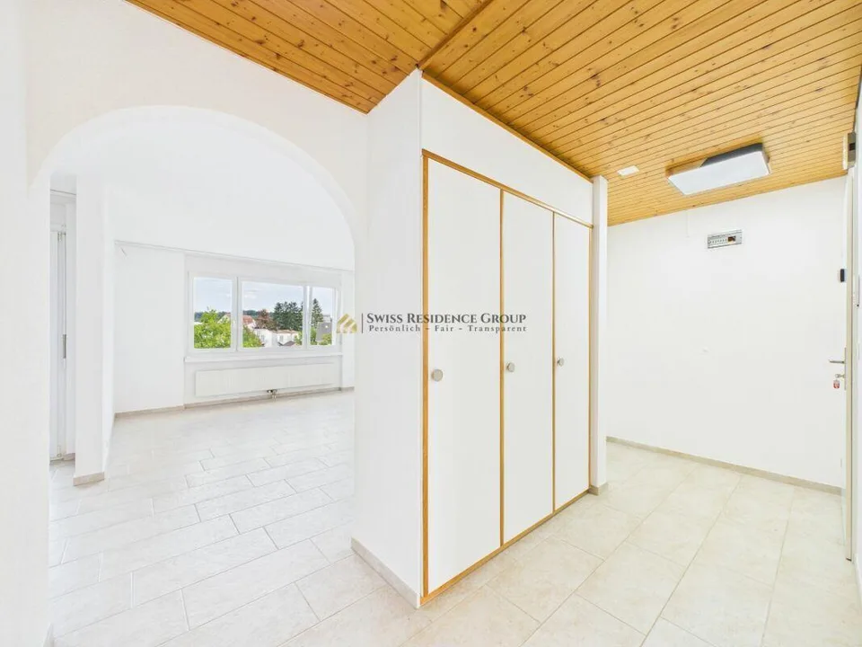 Attractive 4.5-room apartment with balcony and top connection