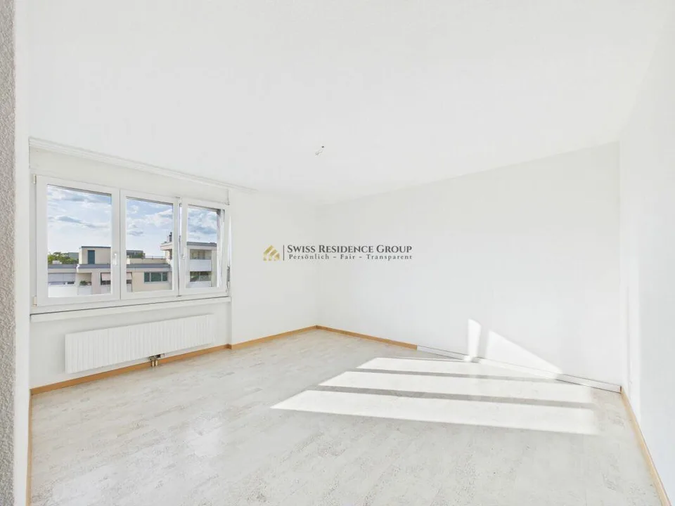 Attractive 4.5-room apartment with balcony and top connection