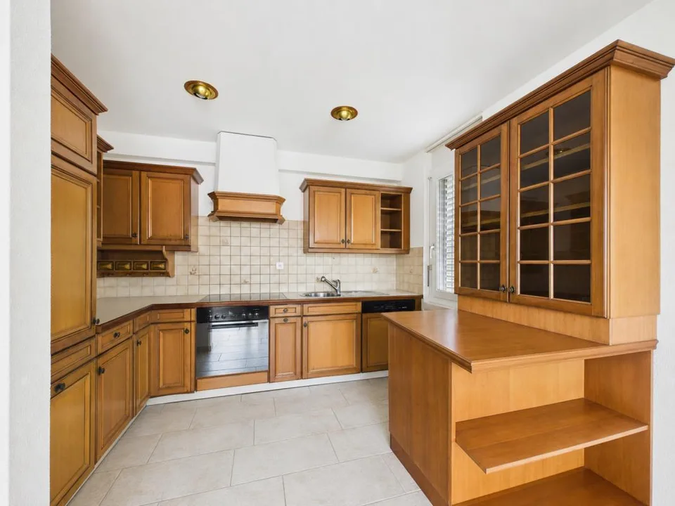 Attractive 4.5-room apartment with balcony and top connection