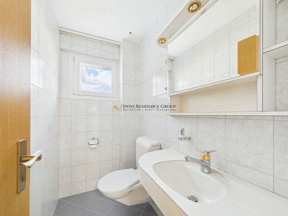 Attractive 4.5-room apartment with balcony and top connection