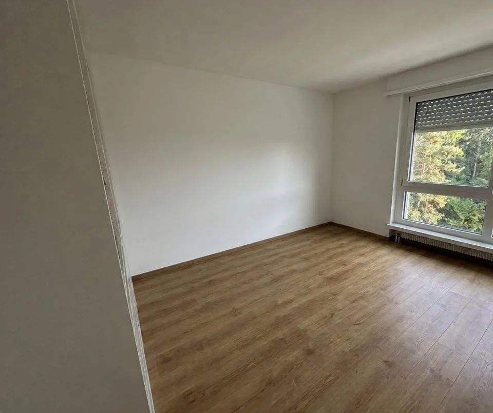 4.5 Zimmerwohnung im 1. Stockwerk in Kerzers – foto 7 di 8