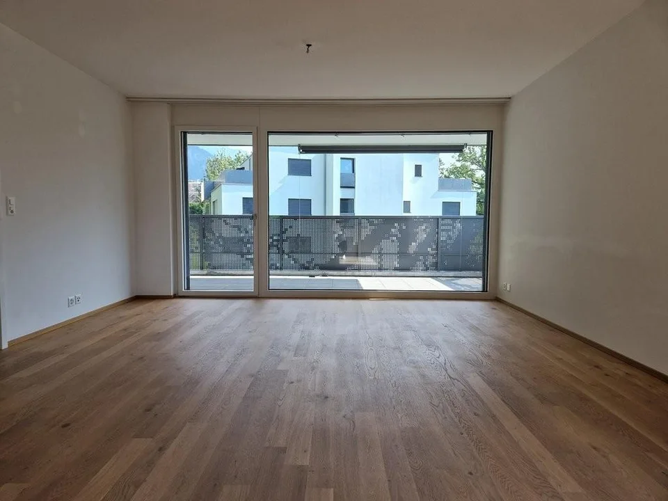 Moderne 4.5 Zimmer-Wohnung in Igis im EG