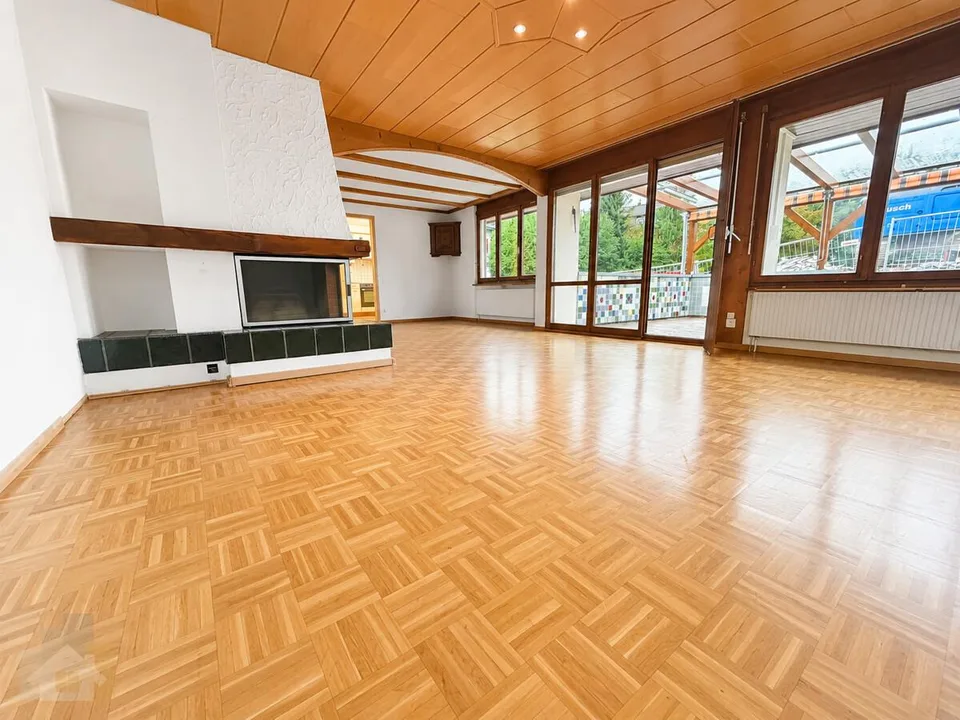 Traumhaus in Seenähe  Freistehendes Einfamilienhaus mit grossem Garte