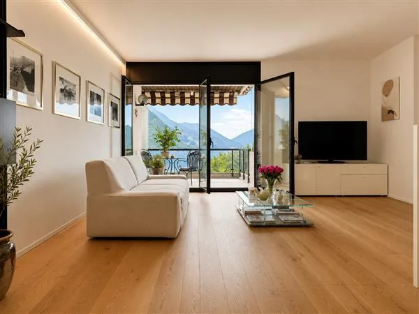 Castagnola: 5.5-Room Duplex Apartment