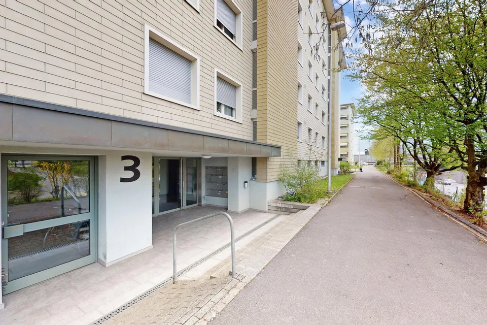 Perfekte Lage für den Alltag - Zentrale Wohnung in Zuchwil!