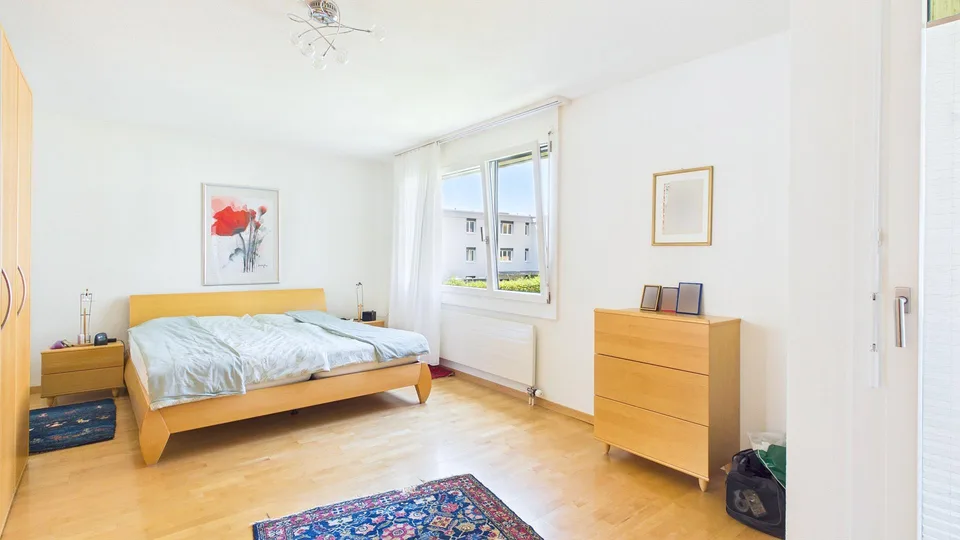 Einfamilienhaus mit Doppelgarage und schönem Umschwung – photo 15 sur 25