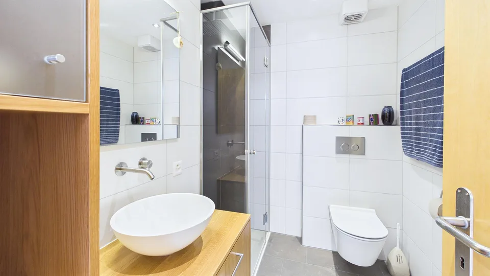 Einfamilienhaus mit Doppelgarage und schönem Umschwung – photo 17 sur 25