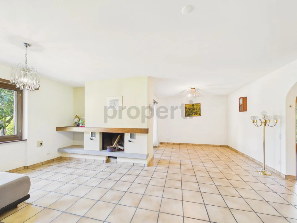 4.5 Zimmer Einfamilienhaus in Camorino – foto 5 di 30