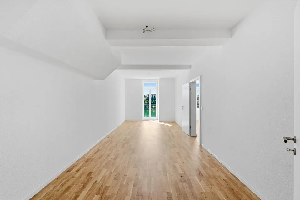 Exklusive 2.5-Zimmer-Wohnung mit Balkon und Rheinblick – Foto 11 von 18