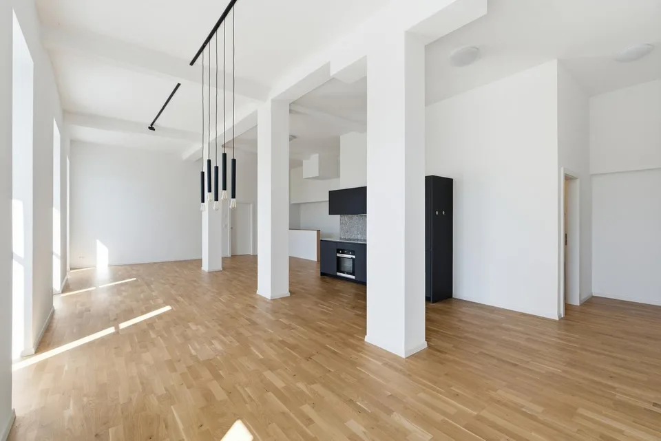 Exklusive 2.5-Zimmer-Loftwohnung direkt am Rhein