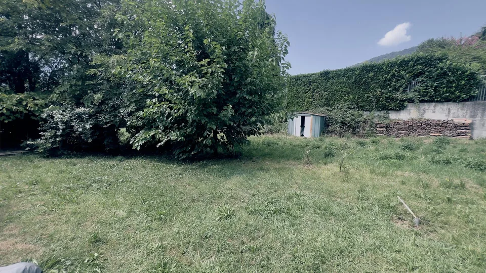 TERRENO CON LICENZA PER 4 VILLETTE A PONTE CAPRIASCA