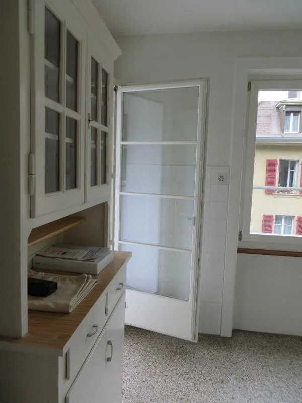 2 1/2-Zimmerwohnung mit 2 Balkonen und moderner Küche