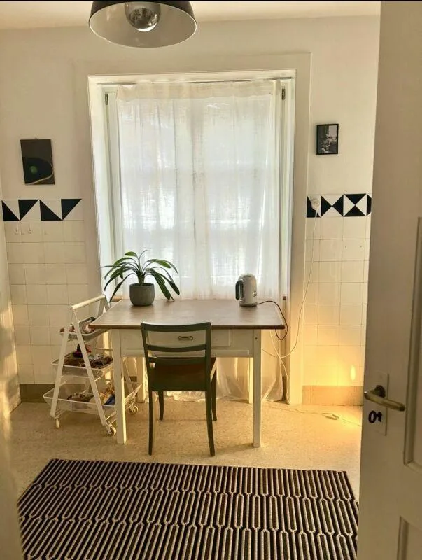 2 1/2-Zimmerwohnung mit 2 Balkonen und moderner Küche