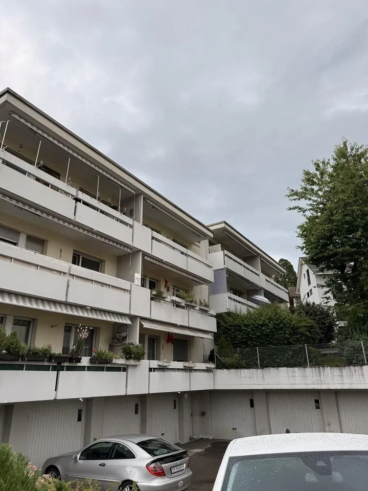 Helle und gepflegte 2.5-Zimmer-Wohnung an ruhiger und zentraler Lage