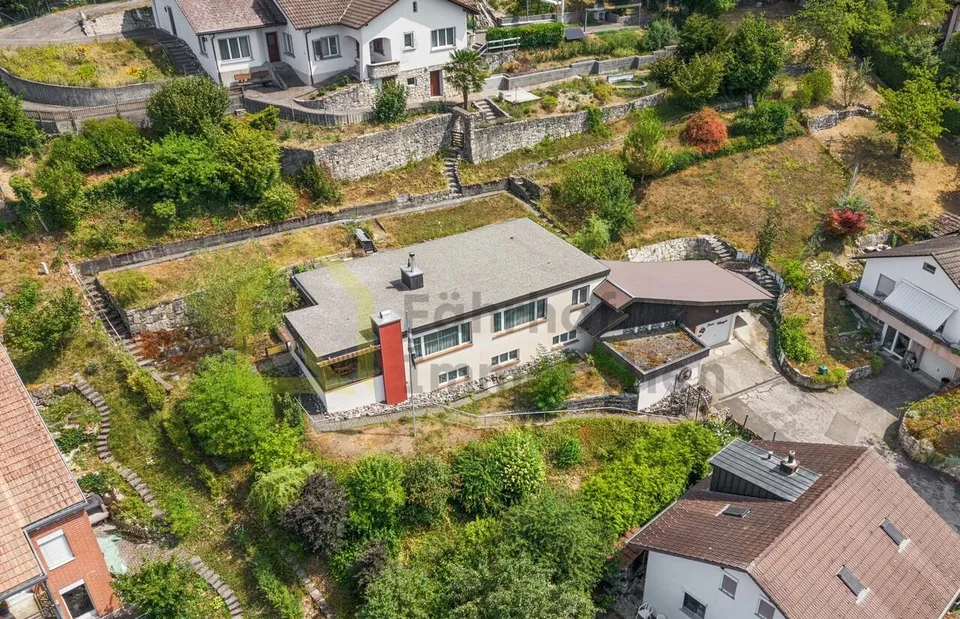 Casa unifamiliare indipendente in una posizione preferita con vista lontana inobstructabile – foto 12 di 15