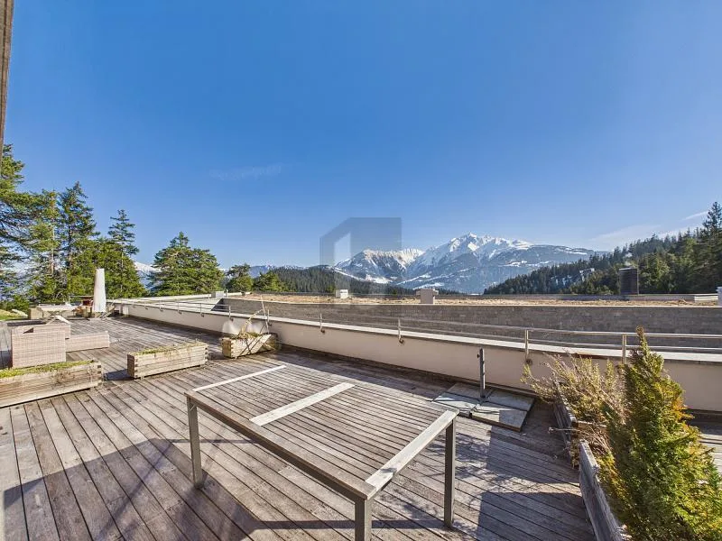 MODERN MIT GROSSER TERRASSE UND WEITBLICK
