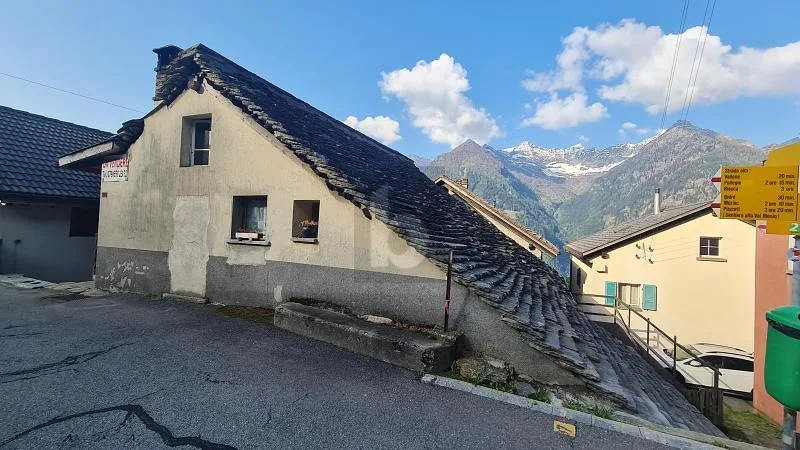 TRANQUILLA, SPAZIOSA, CON TERRAZZA