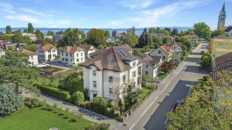 HERRSCHAFTSHAUS MIT AUSBAUPOTENTIAL AN TOP LAGE