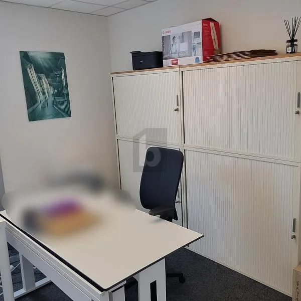 ESPACE DE TRAVAIL AVEC VUE PANORAMIQUE