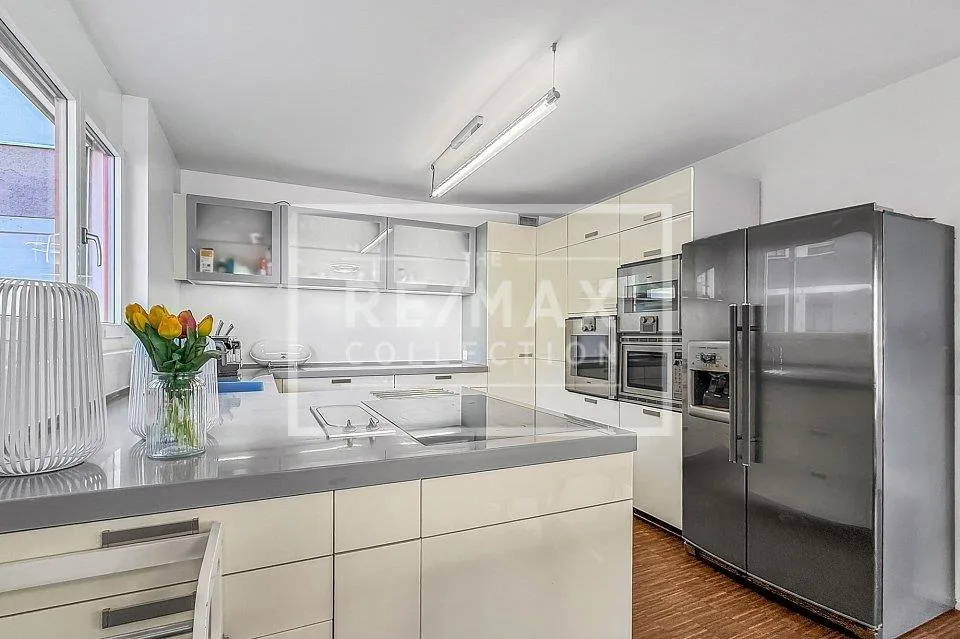 Ein Zuhause, das begeistert – Exklusive 6.5-Zimmer-Wohnung am Wesemlin