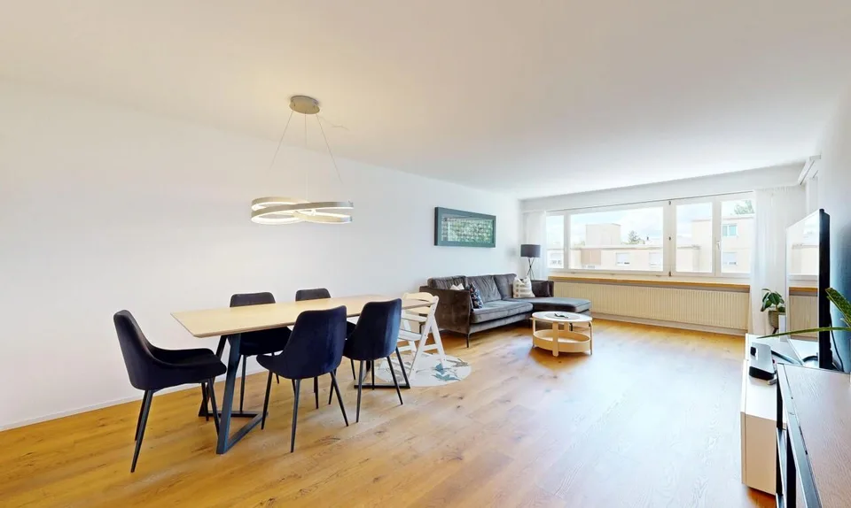Top renovierte Wohnung in Familienquartier