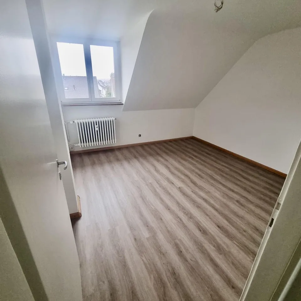 3 Zi-Dachwohnung in Therwil – Foto 8 von 8