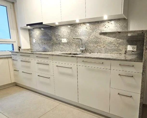 Urbanes Wohnen in neuer Wohnung, 4.5-ZWG, 3. OG