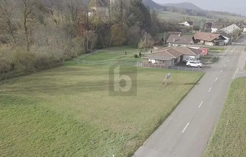 TERRAIN POUR NOUVELLE CONSTRUCTION