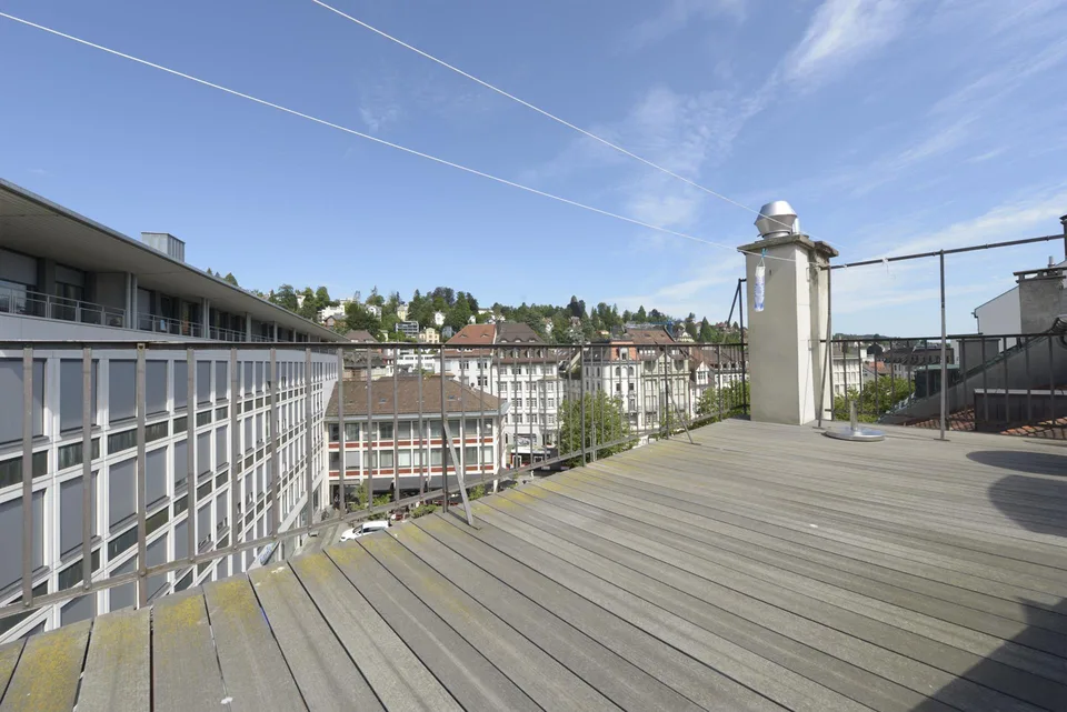 Stadt St. Gallen - beim Marktplatz - attraktives Dachbüro / -Atelier