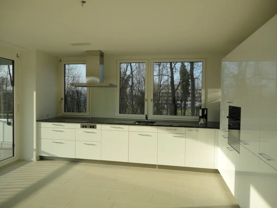 Attraktive 3.5 Zimmerwohnung, nähe Bachgraben
