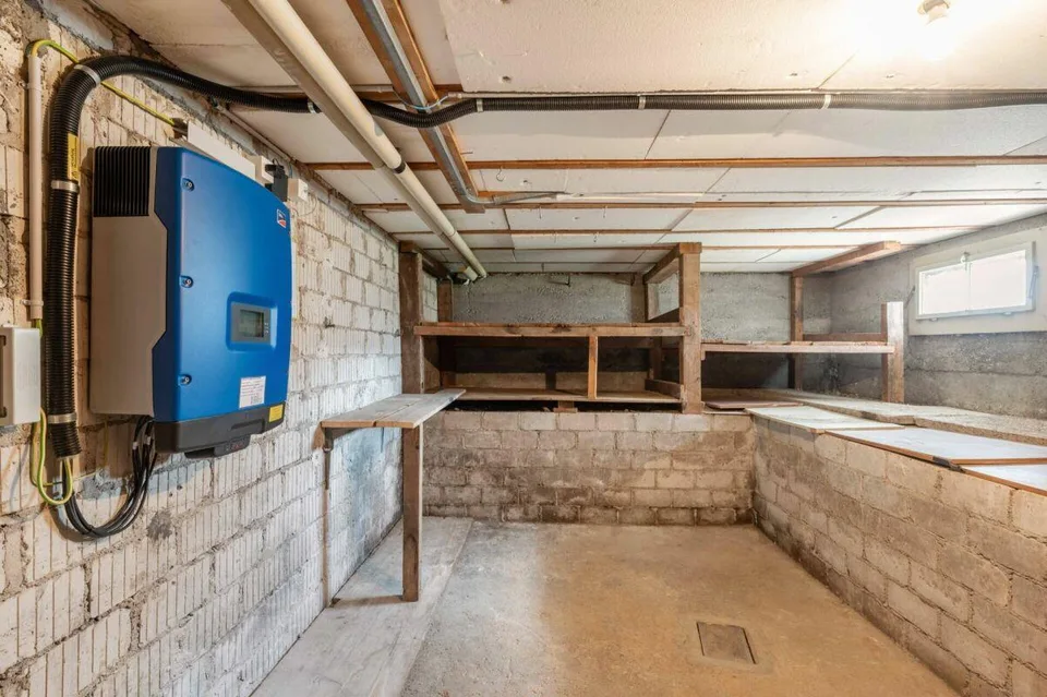 Freistehendes 5.0-Zimmer-Einfamilienhaus mit sanierter Gebäudehülle... – Foto 16 von 17