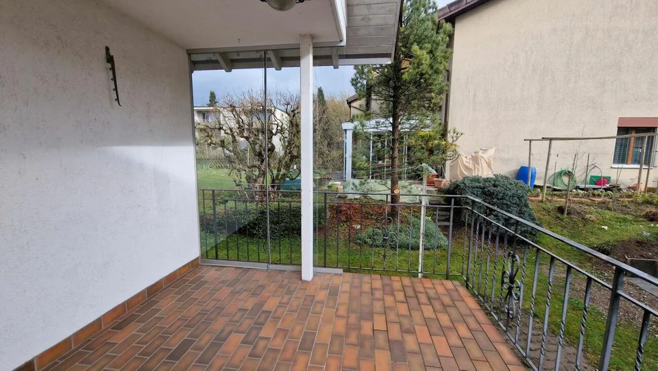 Freistehendes 5.0-Zimmer-Einfamilienhaus mit sanierter Gebäudehülle... – Foto 17 von 17